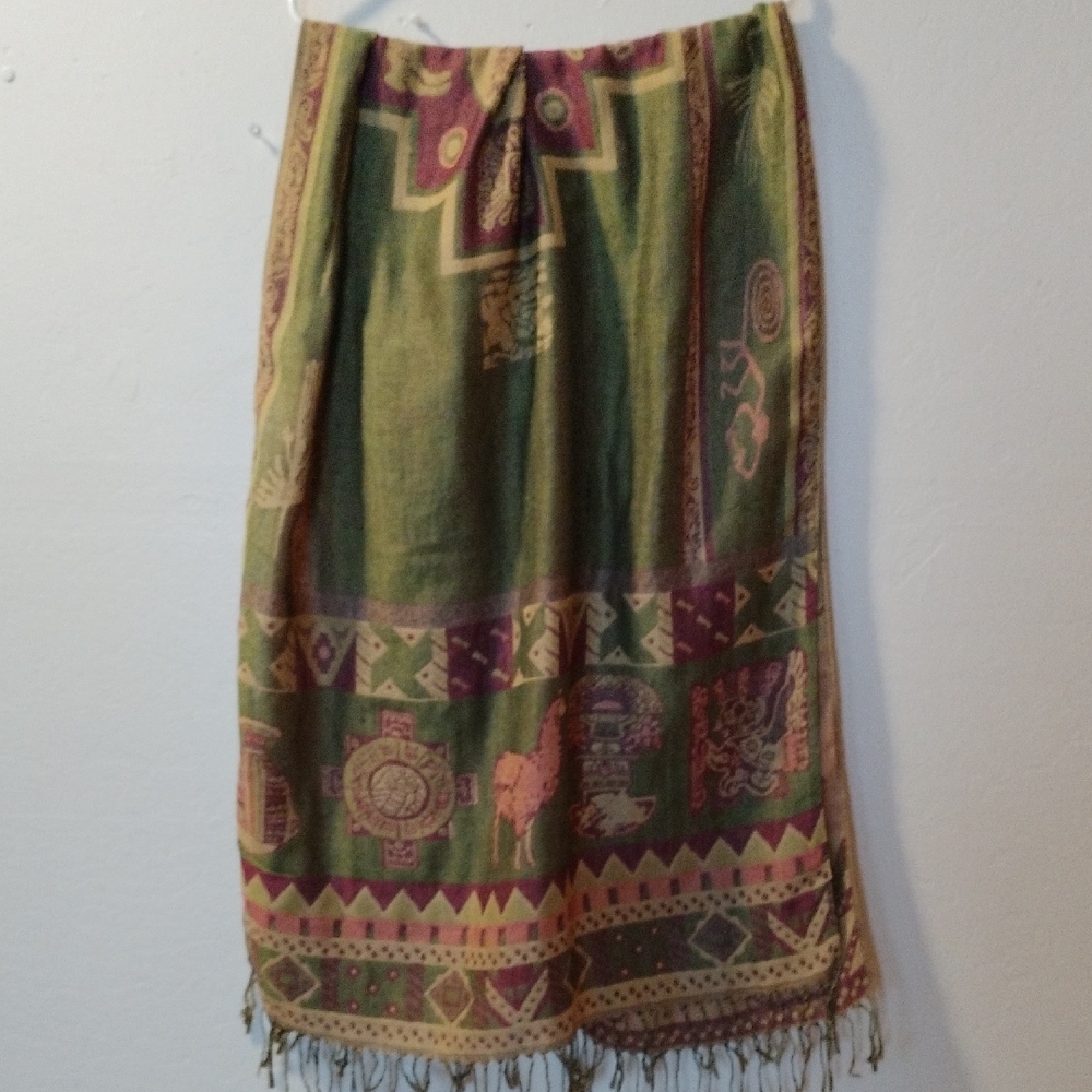Multicolor Patterned Scarf